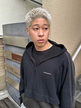 バイフィフス 原宿/表参道(by fifth) ハイトーンとも相性の良いスパイキーショートスタイル