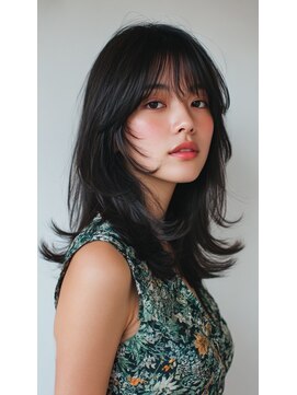 ノイエ 原宿 北参道(NoIE) ミディアムレイヤーナチュラルブラウン顔周りカット