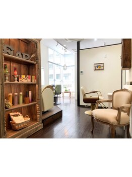 本厚木駅徒歩5分の好立地！髪の悩みをしっかり汲み取り寄り添う、実力派プライベートサロン登場♪