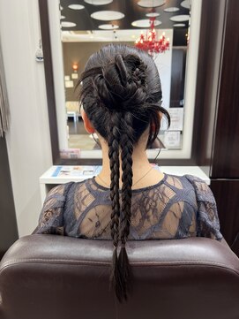 ラボア(La'BOA) クール感あっても可愛い！カチモリヘアアレンジ！