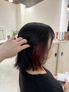 ヘアーアンドビューティーショップ エボルティー(hair&beauty shop EvoLuty) インナーカラー