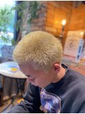 金髪坊主