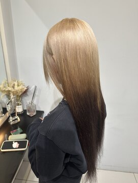 レイヤーカット/顔周り/ルーツカラー/ブロンド/[名古屋/名駅]