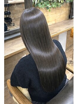 プランツヘアーの写真/【髪質改善】手触り抜群のサラサラストレートをダメージレスに…。気になるお悩みを綺麗に解消♪