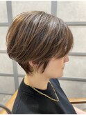 ショートボブ