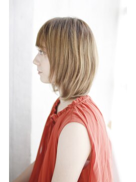 シュシュット(chouchoute) 小顔グラデーションカラーバターブランジュ美髪ダブルバング/107