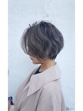 ヘアーメイクオズ(hair make O/S) 担当照井 抜け感ショート