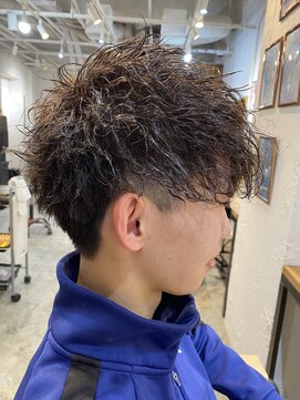 エルオム(EL.HOMME) ツイストパーマ