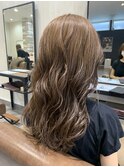 アッシュベージュ