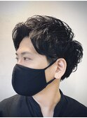 【ビジネスでも好印象】清潔感あるアップバングパーマスタイル