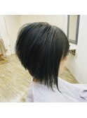 横顔美人ボブ