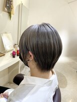 グランドール(Grandoll)&nbsp;王道ショートボブ×ダークシルバー