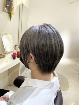 グランドール(Grandoll) 王道ショートボブ×ダークシルバー
