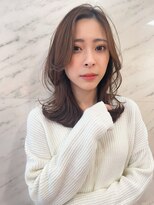 ソワリー 栄(THOiRY)&nbsp;大人可愛い20代30代40代小顔艶髪簡単スタイリングふんわりカール