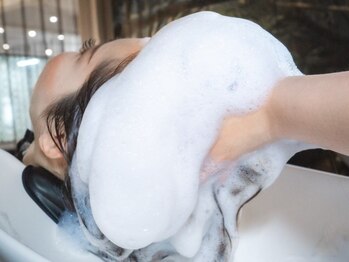 トロヘアー(TORO HAiR)の写真/気になる頭皮や髪のお悩みはお任せ！極上のヘッドスパで日々の疲れを癒します。