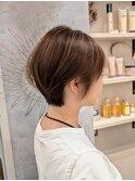 ショートヘアー ブラウンカラー 前髪カット 顔まわり 韓国風