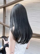 ニトバイアンキシム(nit by ahnkism) オリーブグレージュミディアムロングレイヤーカット堀江