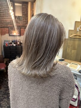 【ブリーチあり】白髪ぼかしハイライトカラー　30代/40代/50代