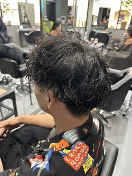 メノン 茨木店(Menon) メンズ　波巻きパーマ　サーフカール