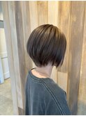 ショートボブ