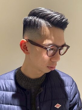 スキンフェード<理容室>[メンズ/シェービング/床屋/銀座]