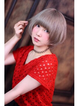 アドール(ADOR) めちゃ可愛!ミルクティーアッシュ