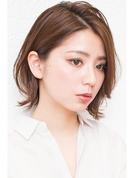 モニカ 西宮北口(Monica) 大人かわいい伸ばしかけグレージュナチュラルボブ