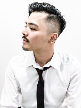 フジヤマ バーバー ショップ(FUJIYAMA BARBER SHOP) ショートレイヤーソフトツーブロック ビジカジ