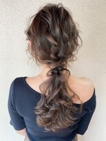 ネオリーブ クタ 町田店(Neolive kuta)&nbsp;Neolive kuta  町田】ゆるふわローポニーアレンジ