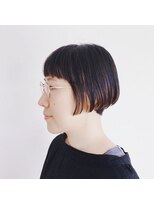 ノノリリ(NONORIRI)&nbsp;40代50代オン眉ショートボブインナーカラーブリーチ秋色オンレジ