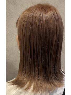 ヘアサロンM 新宿 ピンクココアベージュ