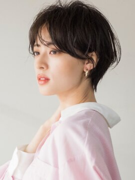 サーカス バイ ビュートリアム 青山(CIRCUS by BEAUTRIUM) マッシュショート20代30代40代大人可愛い暗髪うる艶髪青山表参道
