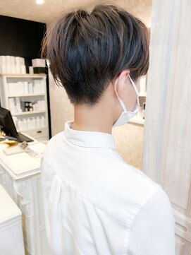 キャアリー(Caary) 福山市　パーマ人気キャアリー刈り上げショート、ベリーショート