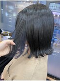 切りっぱ×ネイビーカラー