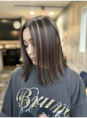 [コントラストハイライト×切りっぱなしボブ]