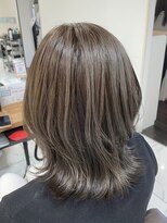 グランデュール 東静岡池田店(GRANDEUR)&nbsp;ミルクティーベージュダブルカラーケアブリーチグレージュ40代