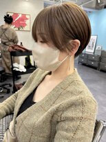 オウル(Owll)&nbsp;【Owll】石田学史白髪20代30代40代大阪刈り上げマッシュショート