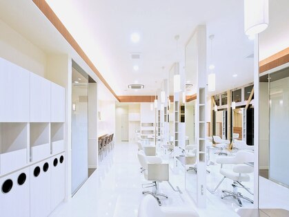 レイフィールド 江南店の写真