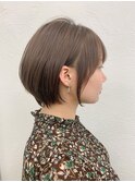 ローライトアッシュブラウン大人かわいい小顔ワンサイドショート
