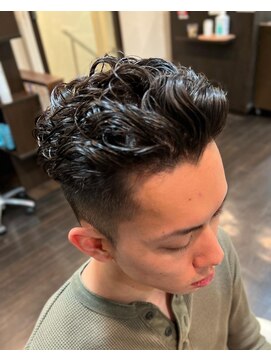オムヘアーバイグルーマーズ(HOMME HAIR by GROOMER/S) 宮城リョータ風・フェードパーマ・ハードパーマ・hommehair2櫻井