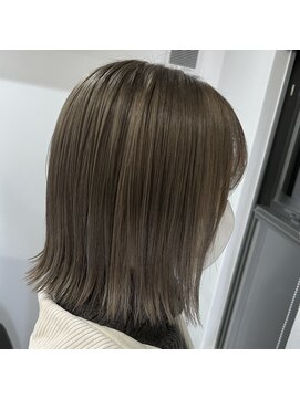 ラル(Lull) グレージュカラー