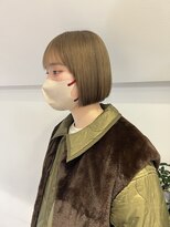 トレス(TRESS)&nbsp;ミニボブ　切りっぱなしボブ　オリーブベージュ