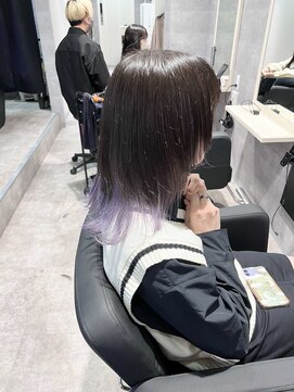 アンダーバーホワイト 栄店(_WHITE) インナーラベンダー