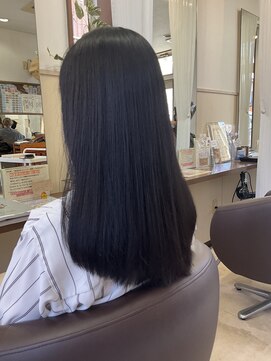 コアフィールフィス(COIFFURE fils) 新規お得クーポンあり【見附　今町】ロングストレートヘア