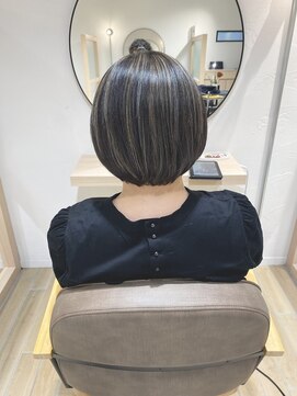 エルビアジェ(el viaje) 《el viaje》大人ハイライト/コンパクト/グレージュ