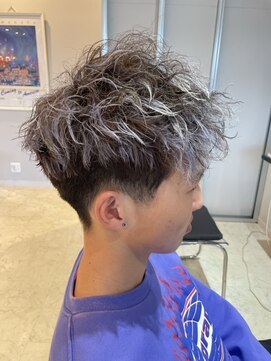 ジア ヘアグリージア(ZIA-hair Grigia-) ツーブロックショート