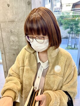 カケル(×.) 大人パツッとボブ/アンブレラカラー