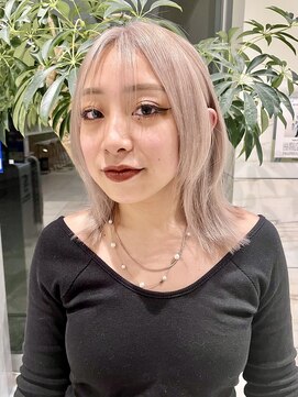 ピークアブー 銀座並木通り(PEEK-A-BOO) ミディアム/レイヤー/フェイスレイヤー/ホワイトベージュ