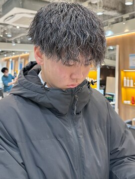 ルースト 渋谷店(ROOST) ツイストスパイラル