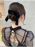 上品で可憐なブラックリボンアレンジ